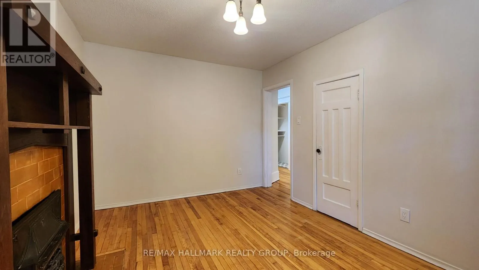2 - 122 FOURTH AVENUE