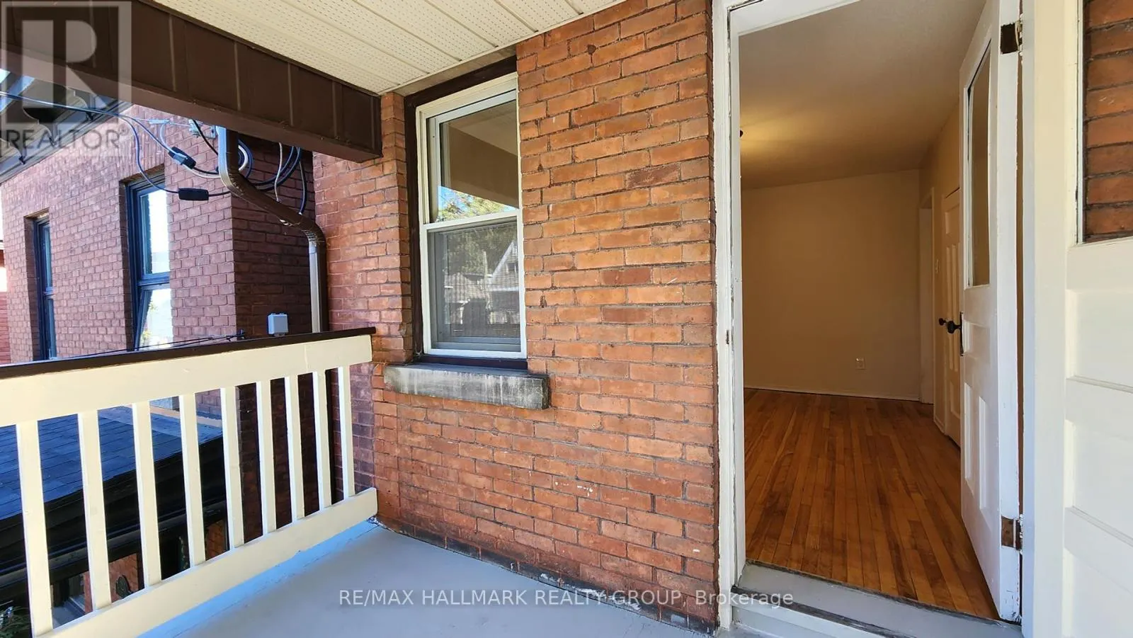 2 - 122 FOURTH AVENUE