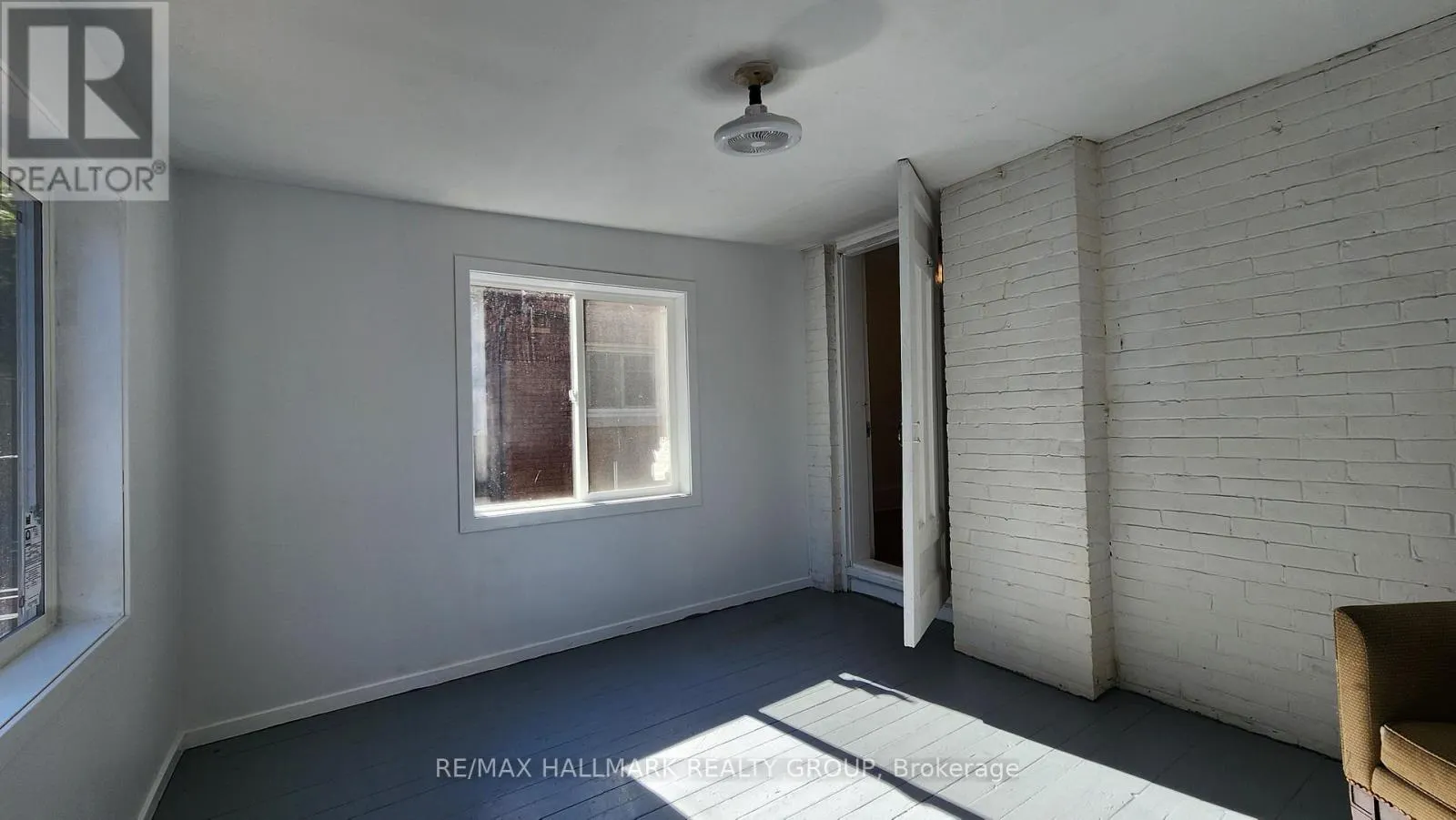2 - 122 FOURTH AVENUE