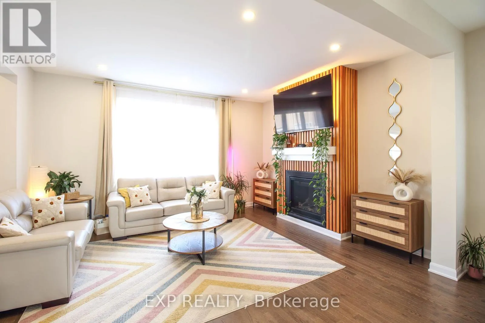 758 CAPPAMORE DRIVE