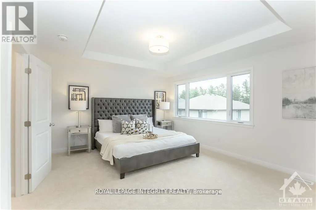1098 BLANDING COURT