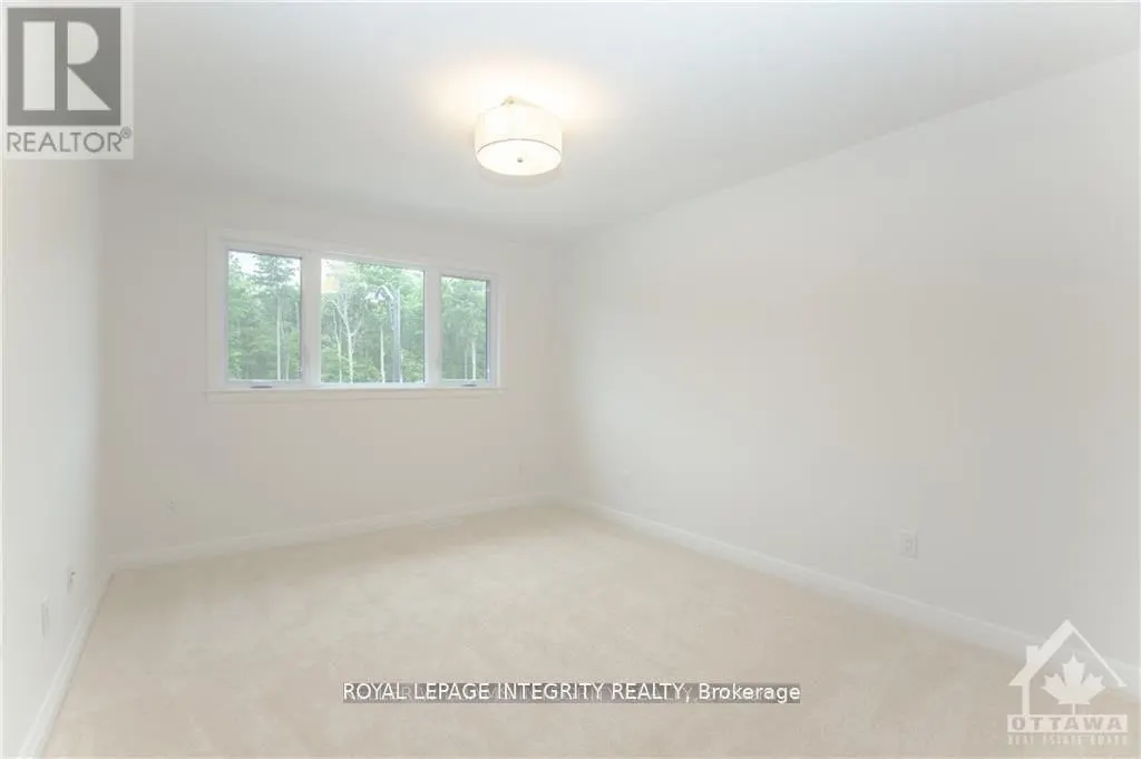 1098 BLANDING COURT