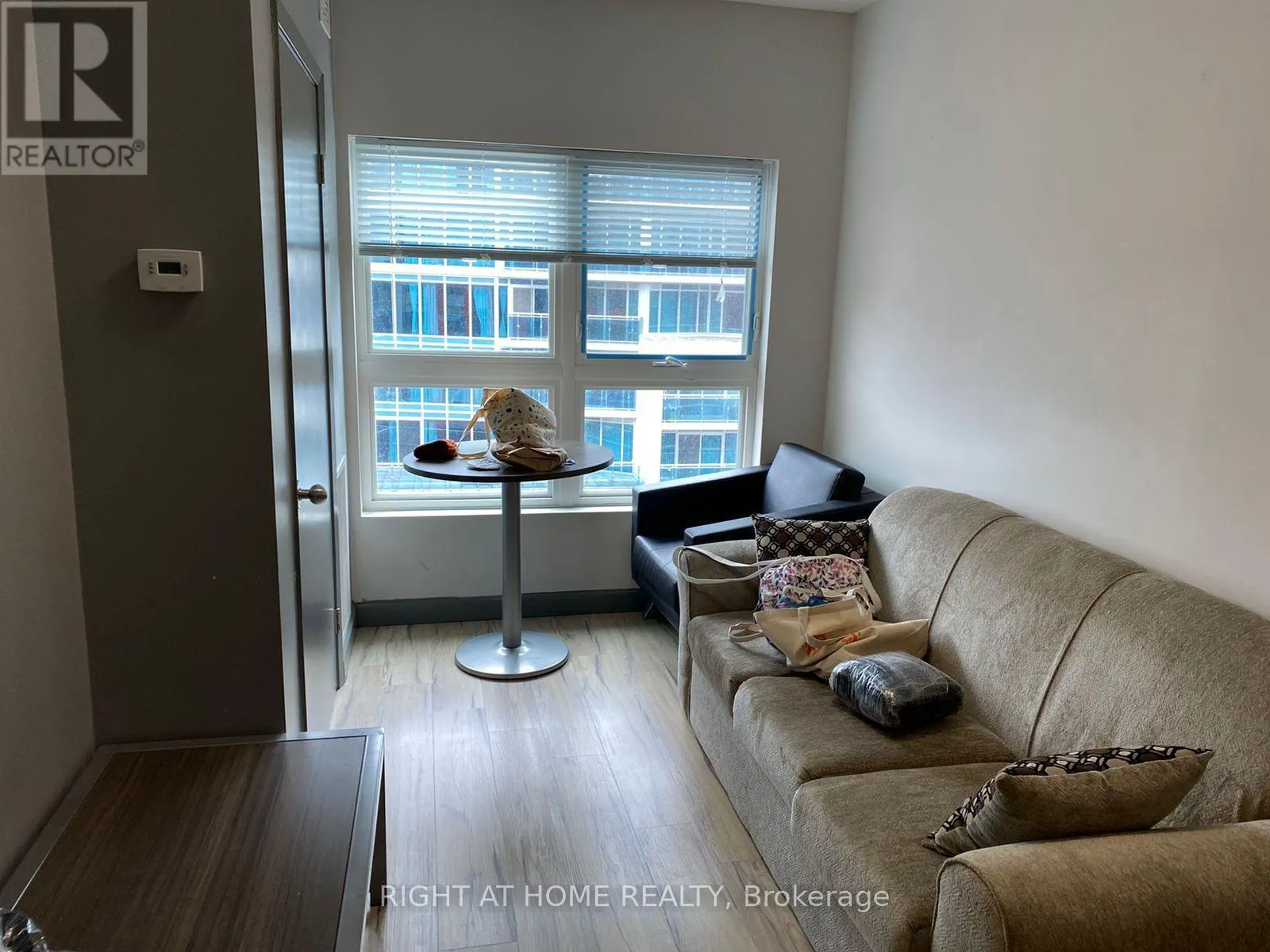 296 (ONE BEDRM FOR RENT) - 258B SUNVIEW STREET