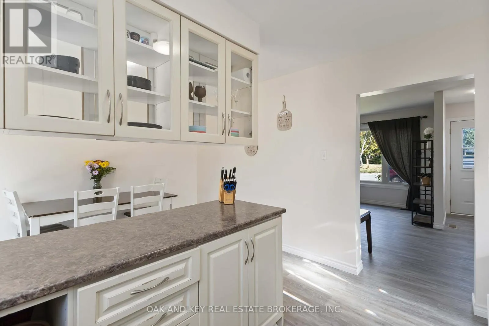 262 ADMIRAL DRIVE