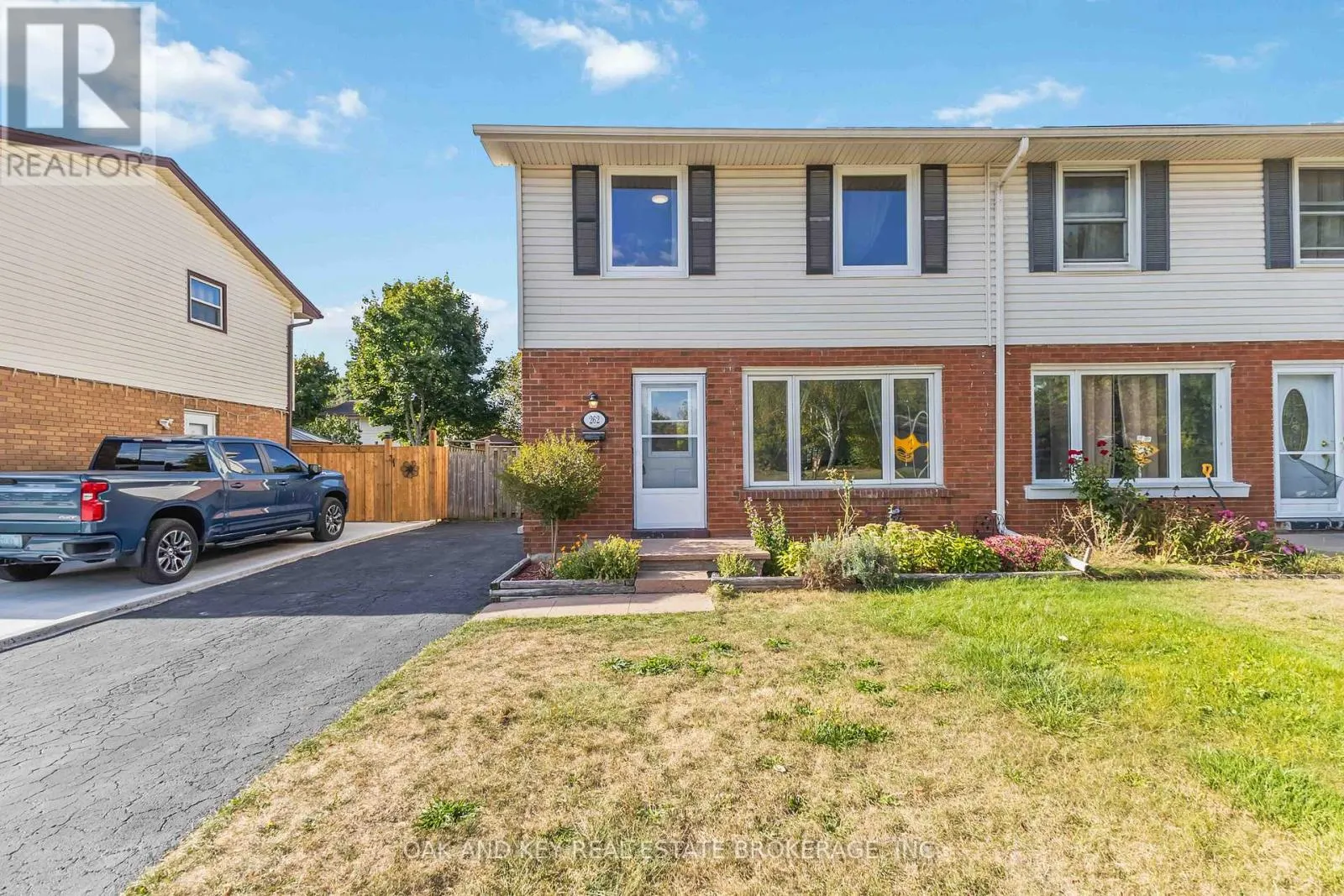 262 ADMIRAL DRIVE