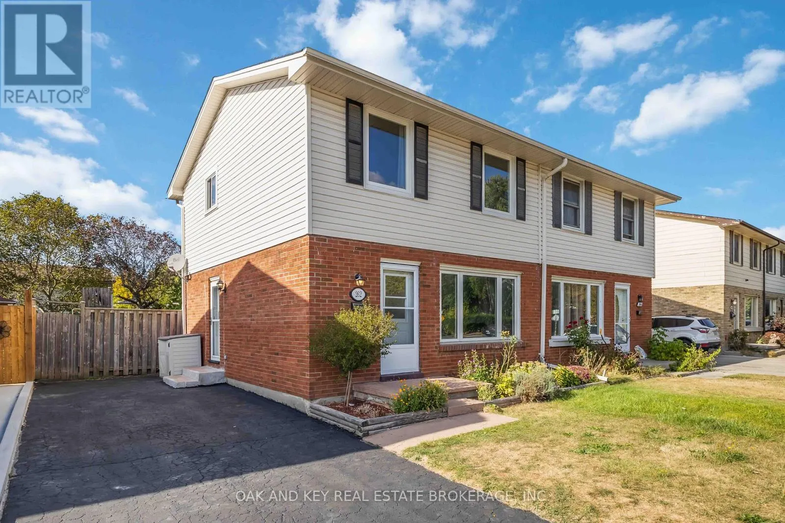 262 ADMIRAL DRIVE