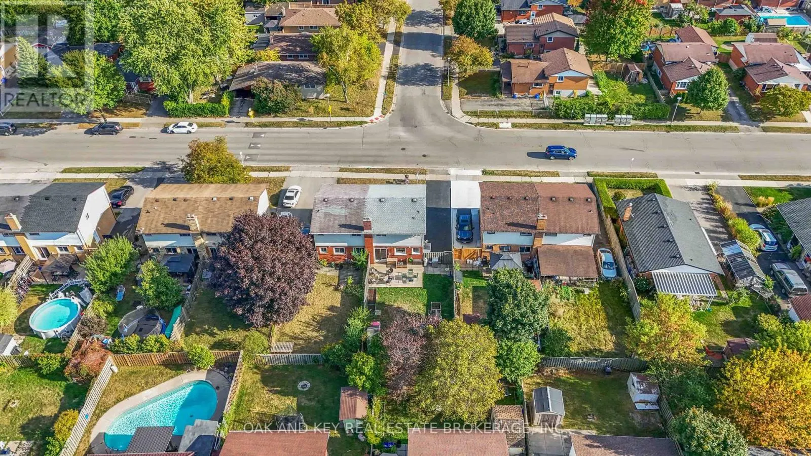 262 ADMIRAL DRIVE