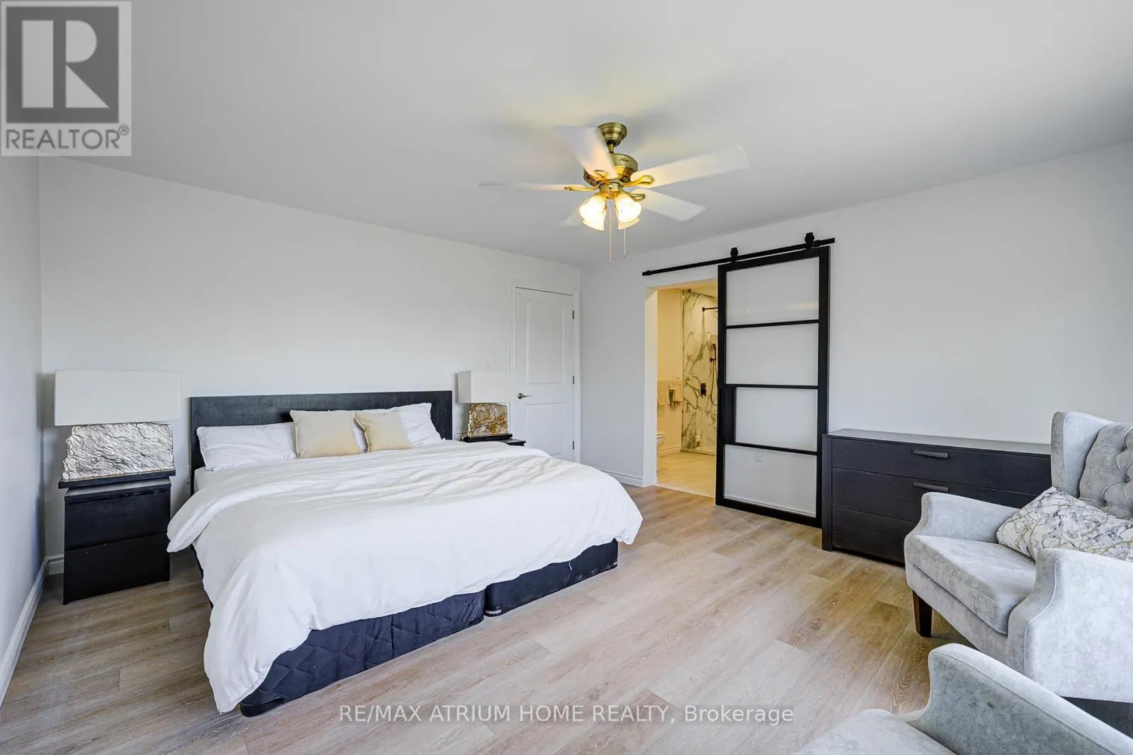 339 SOUTH BAY ROAD