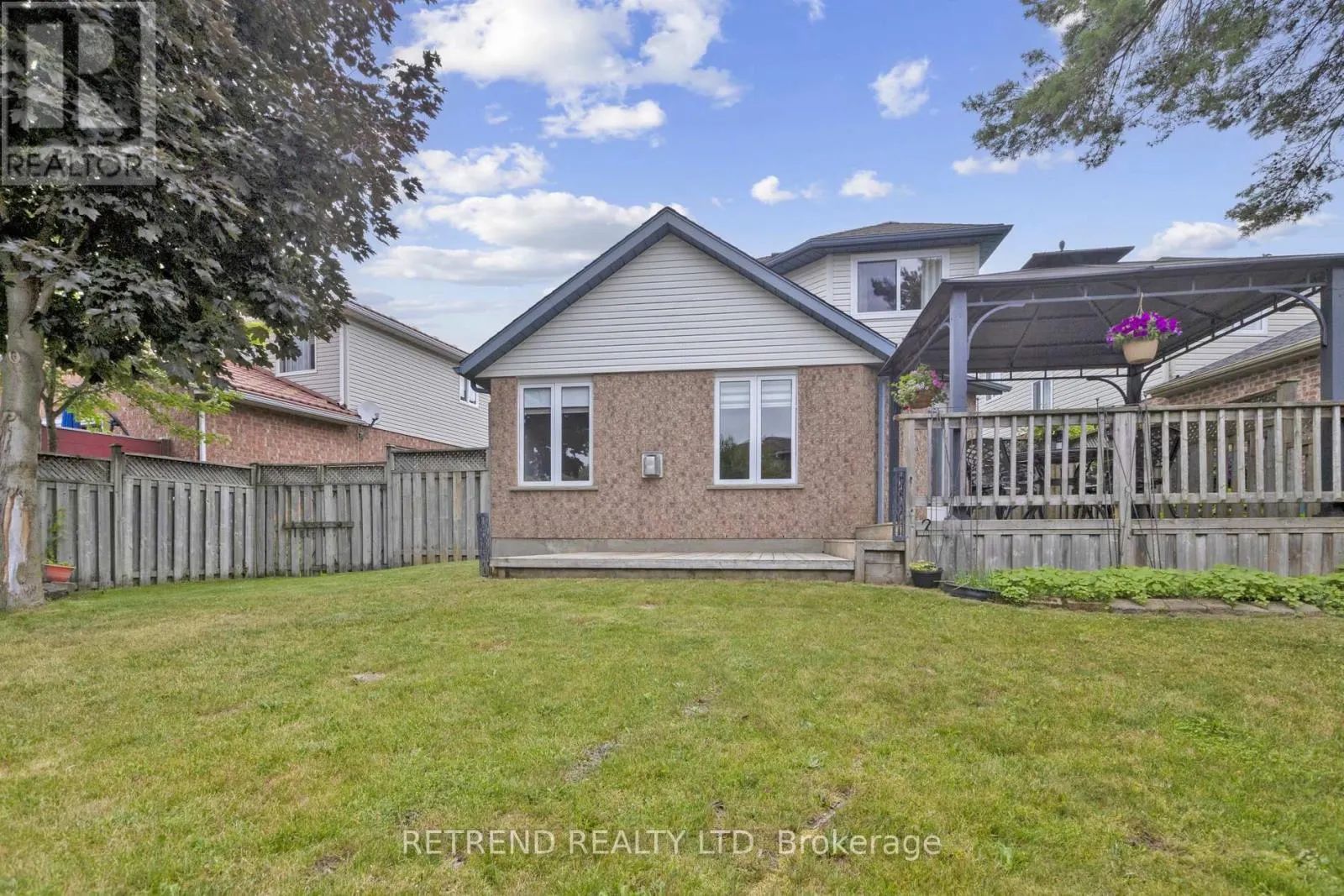 134 QUEEN CHARLOTTE CRESCENT