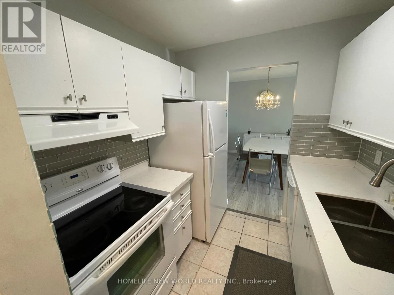 317 - 733 DEVERON CRESCENT
