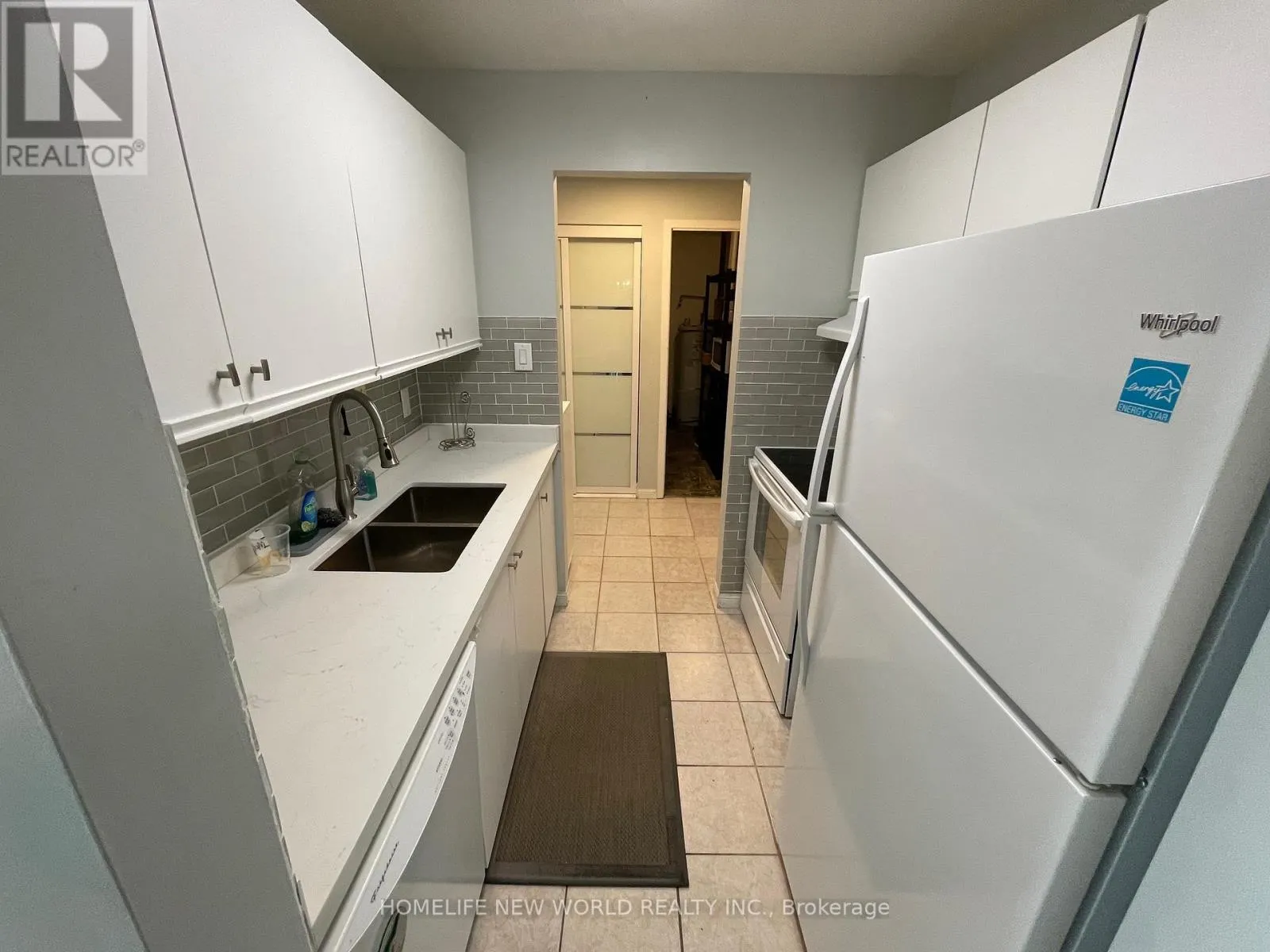 317 - 733 DEVERON CRESCENT