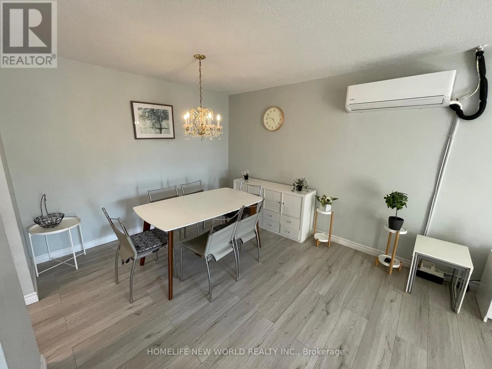 317 - 733 DEVERON CRESCENT