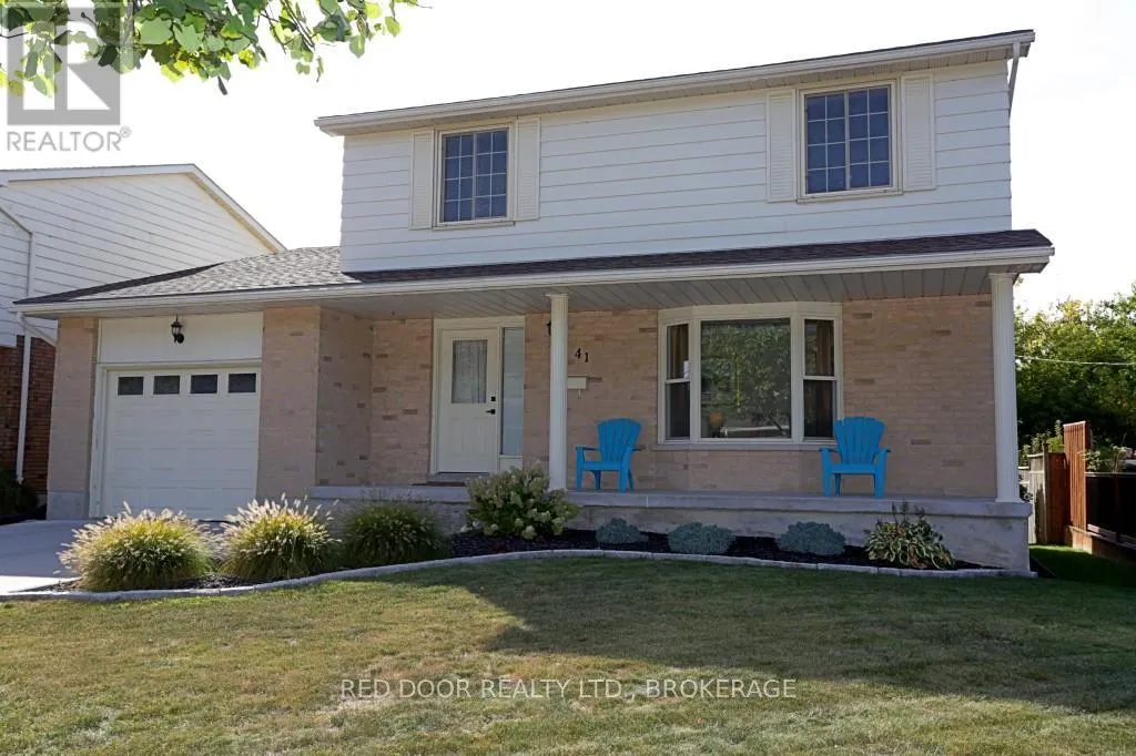 41 LUTON CRESCENT
