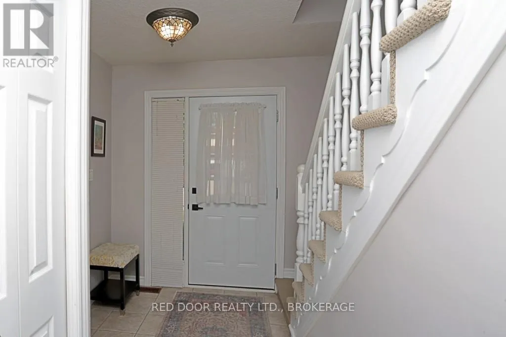 41 LUTON CRESCENT