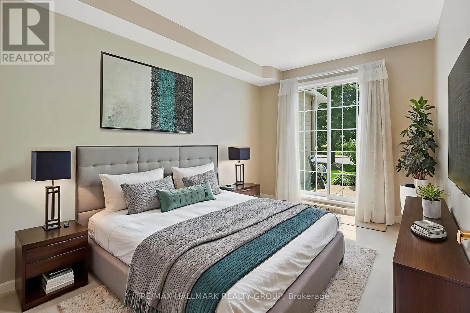 1A - 131 ROBSON COURT