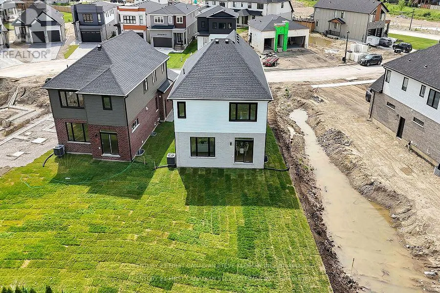 1327 BUSH HILL LINK