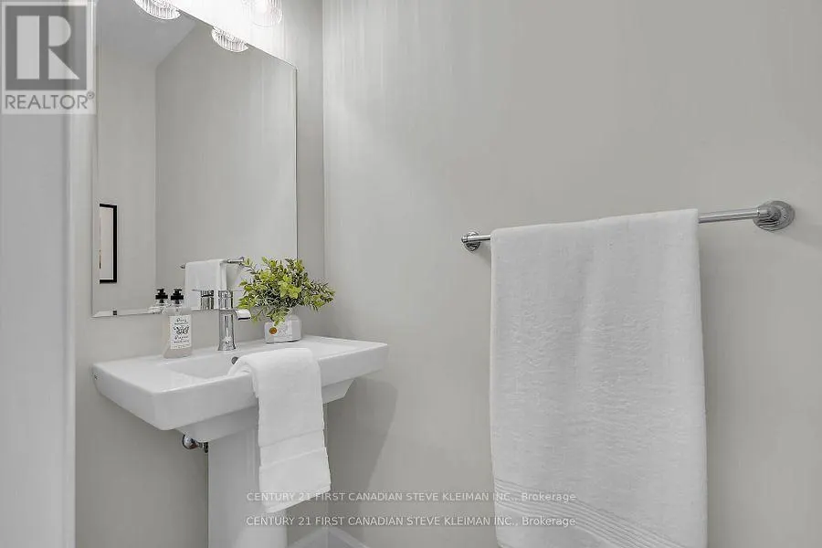 1327 BUSH HILL LINK
