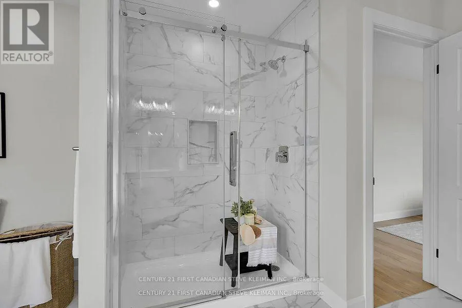 1327 BUSH HILL LINK