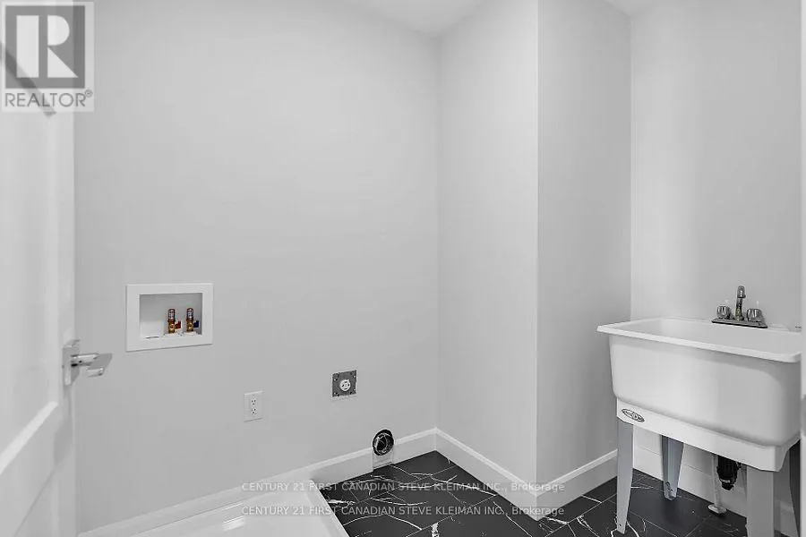 1331 BUSH HILL LINK