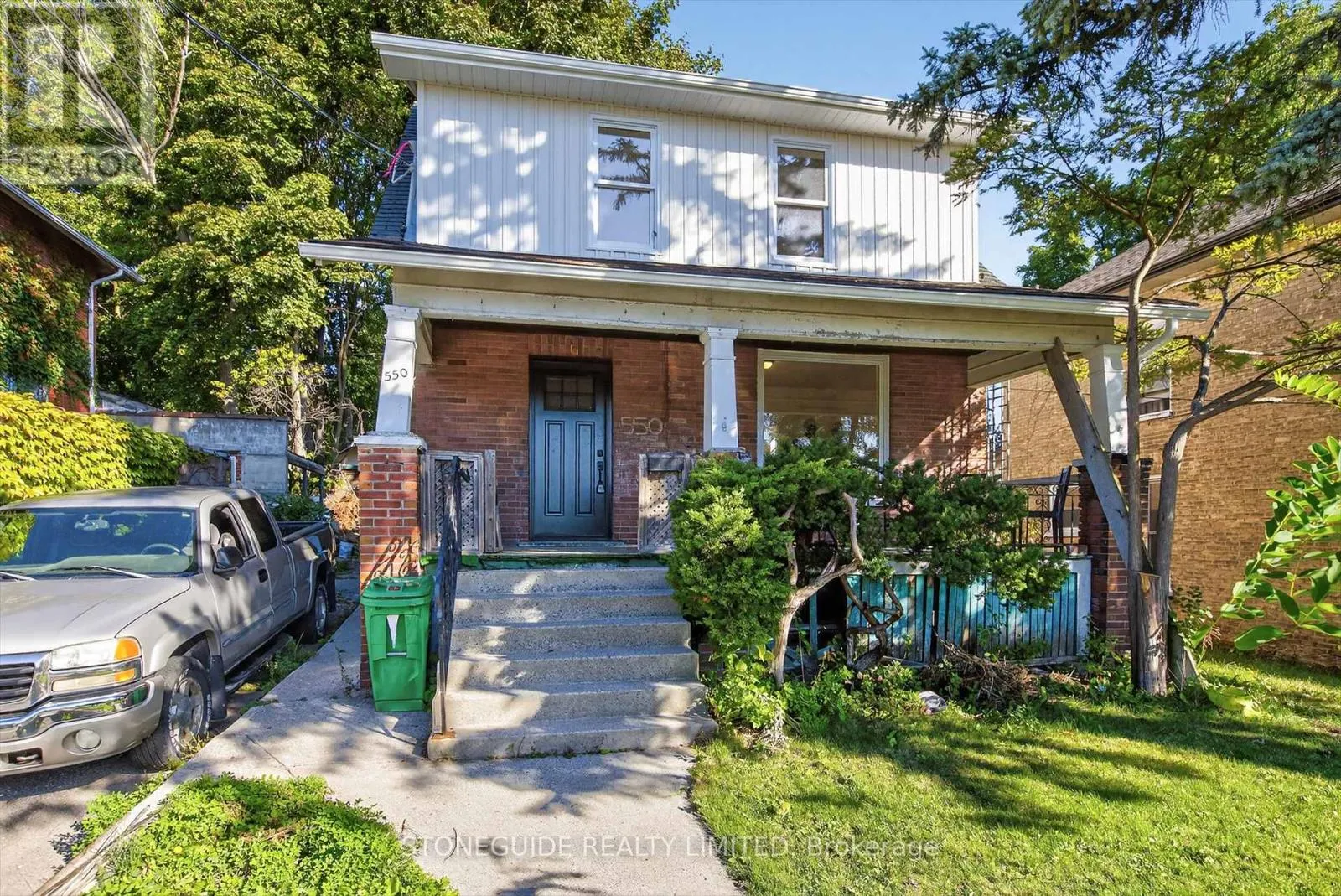 550 BOLIVAR STREET