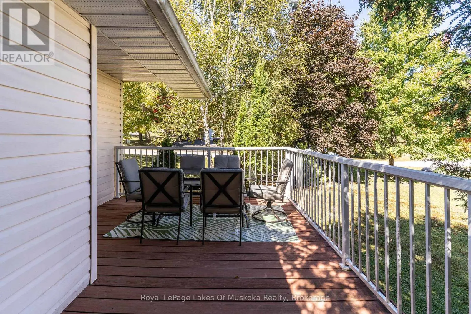 22 KNOTTY PINE TRAIL