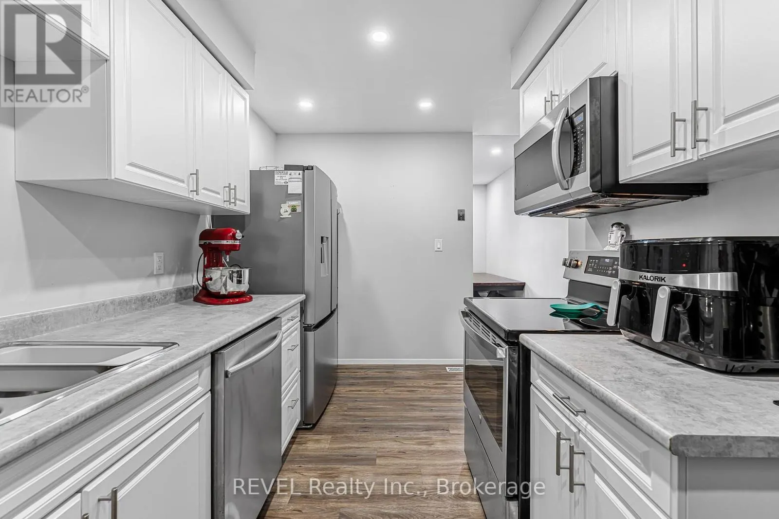 79 - 185 DENISTOUN STREET, #79