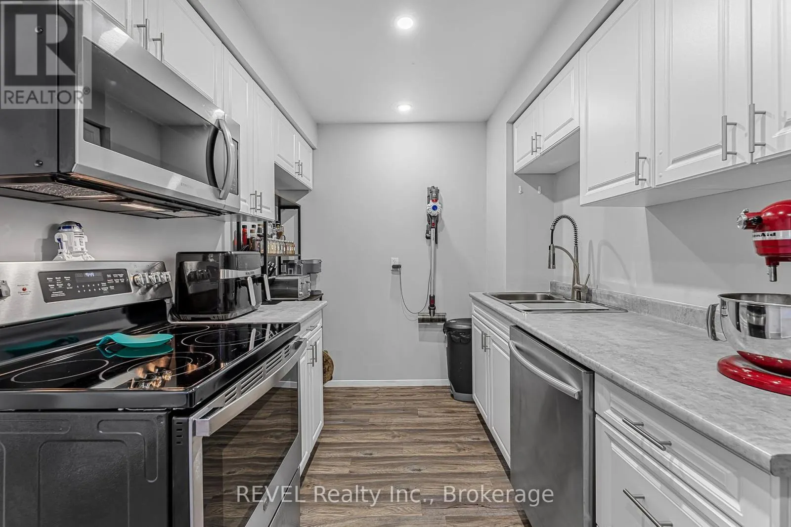 79 - 185 DENISTOUN STREET, #79