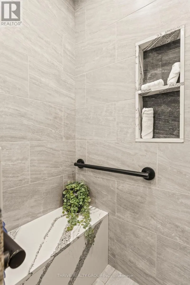 12 - 6 CADEAU TERRACE, #12