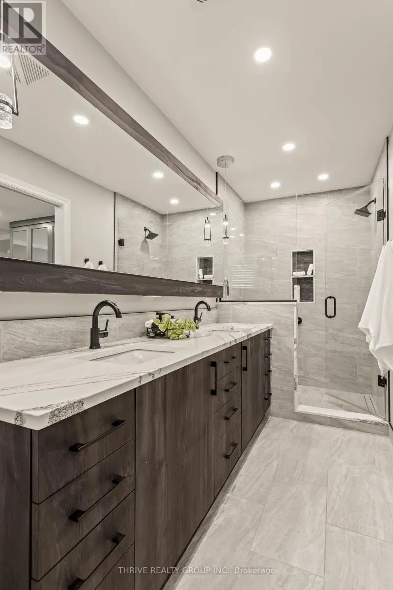 12 - 6 CADEAU TERRACE, #12