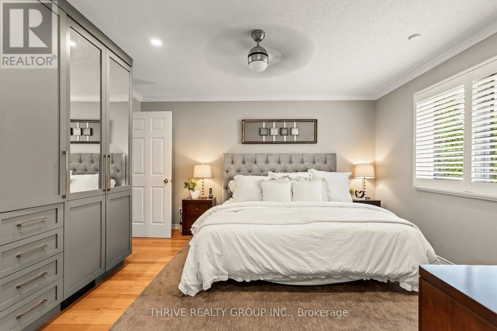12 - 6 CADEAU TERRACE, #12