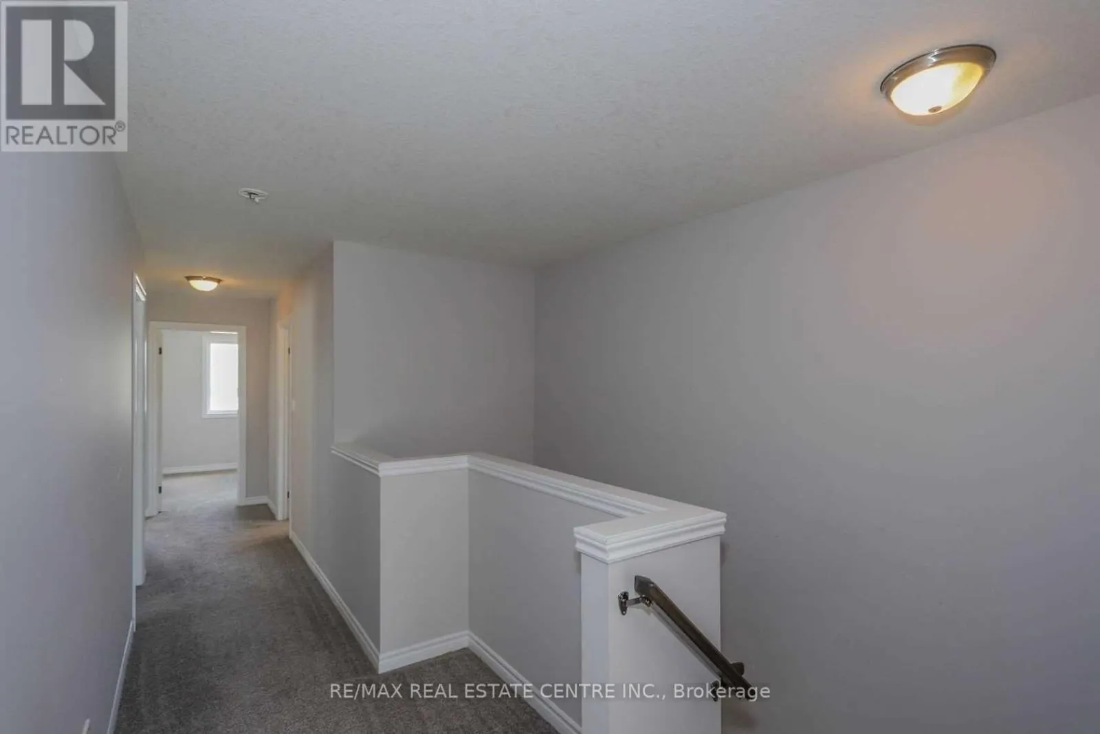 1890 FOXRIDGE CRESCENT