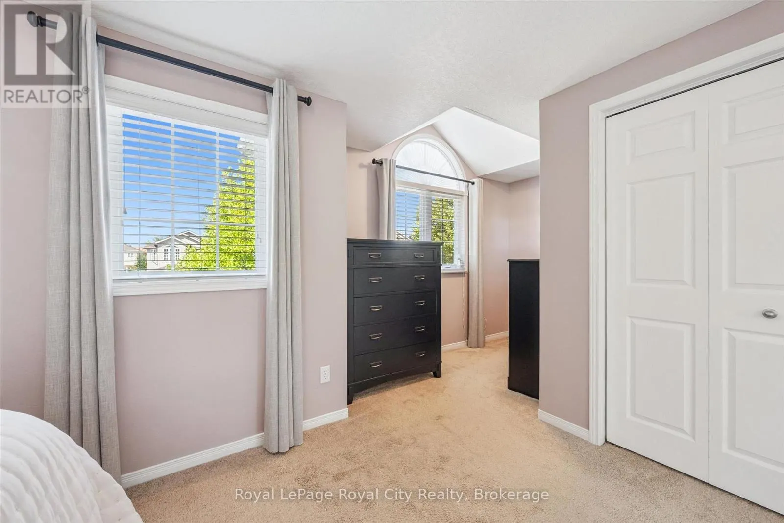 3 WARREN STREET N