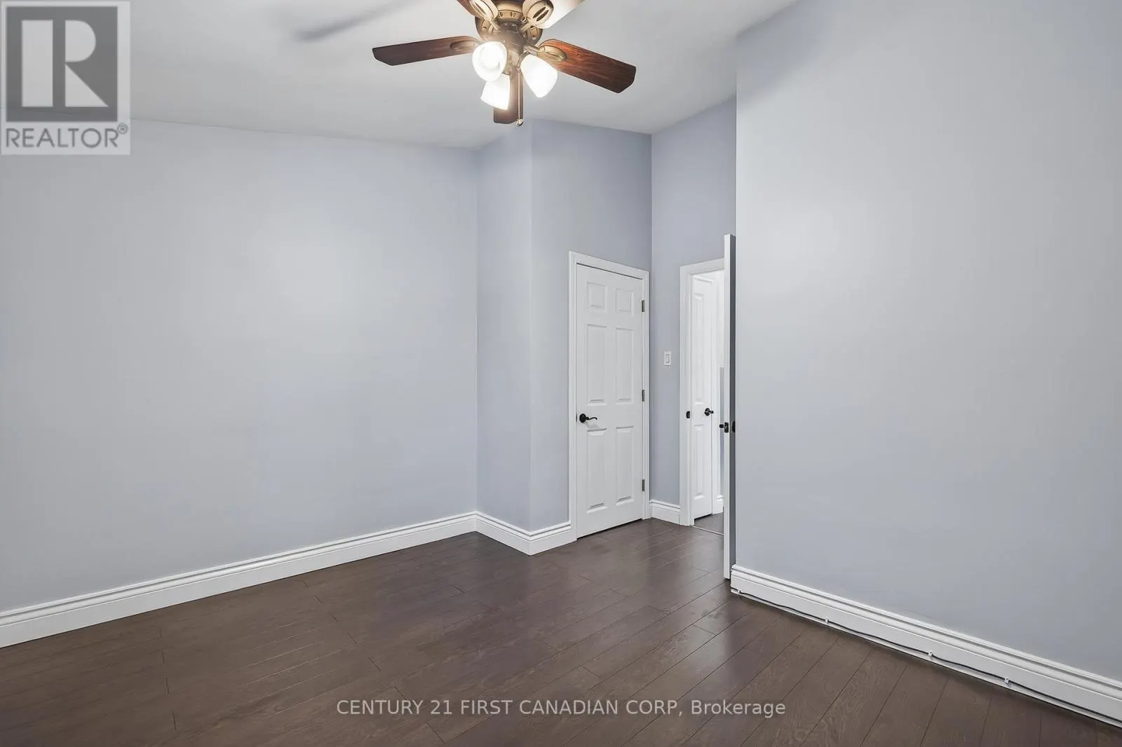 102 - 1090 KIPPS LANE, #102