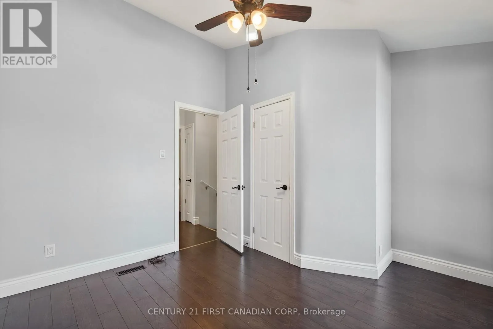 102 - 1090 KIPPS LANE, #102