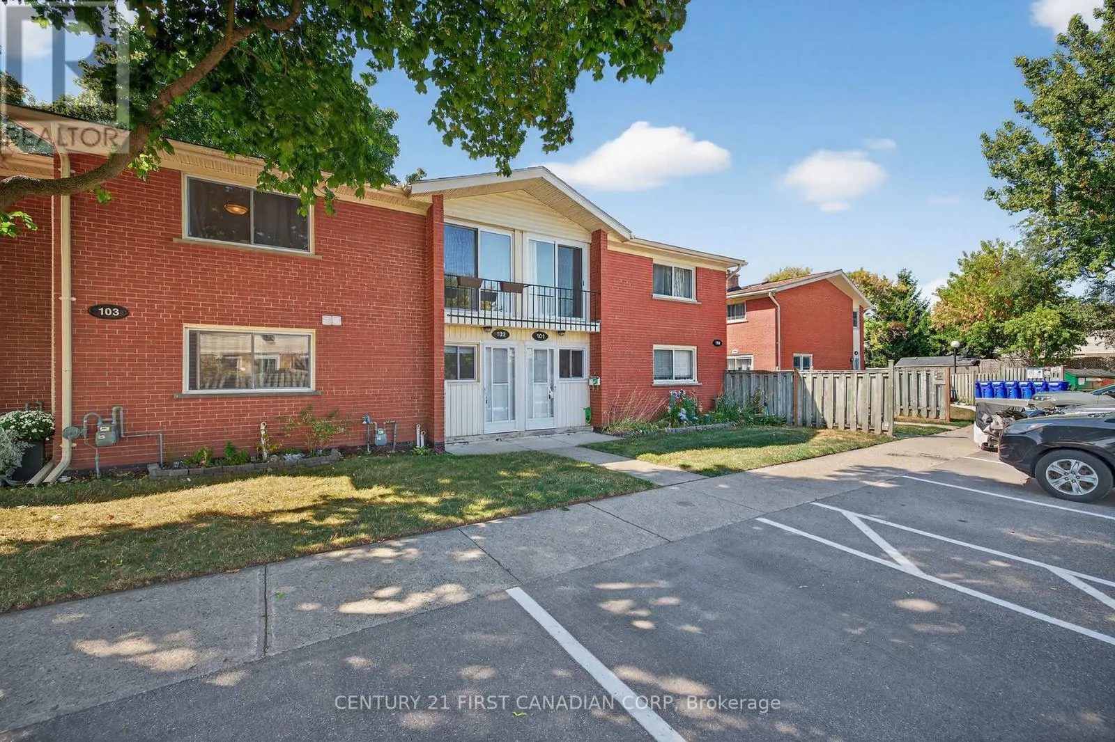 102 - 1090 KIPPS LANE, #102