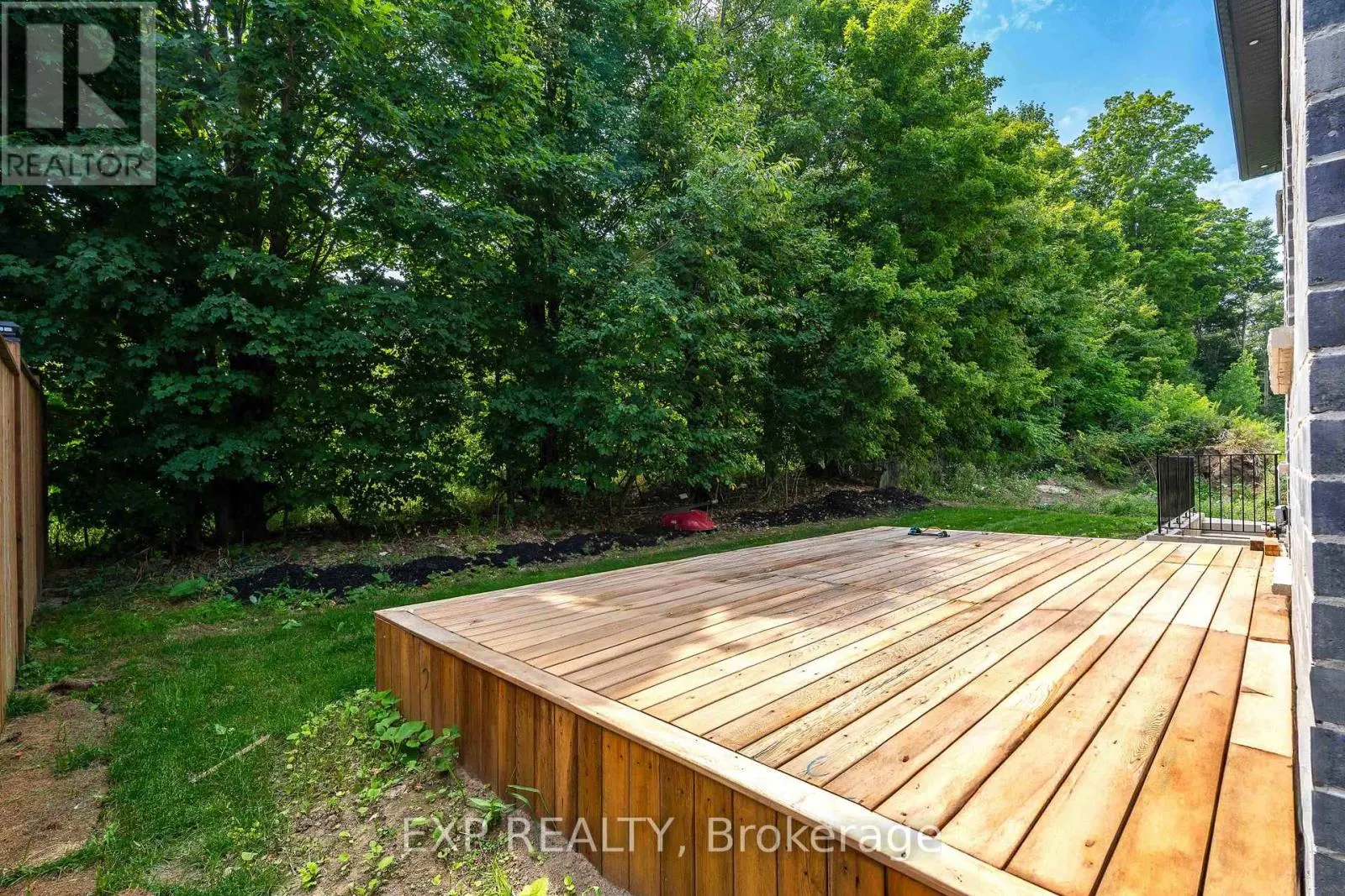 25 SUNVIEW DRIVE