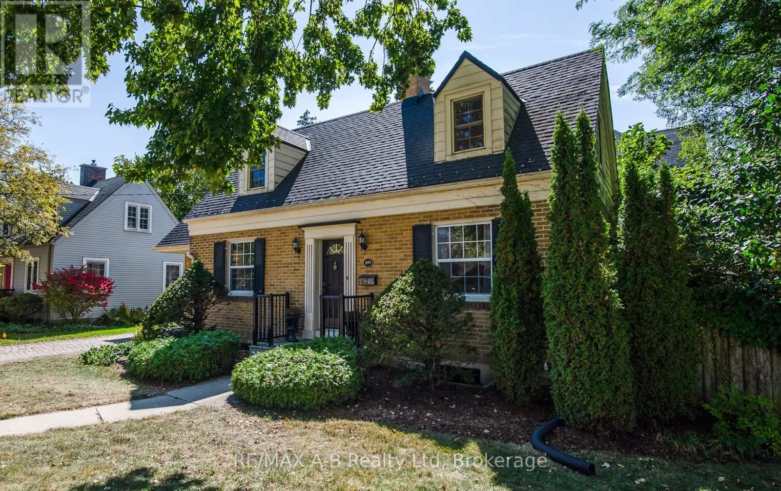 109 AVON STREET