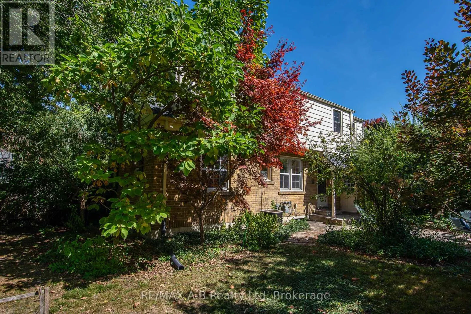 109 AVON STREET