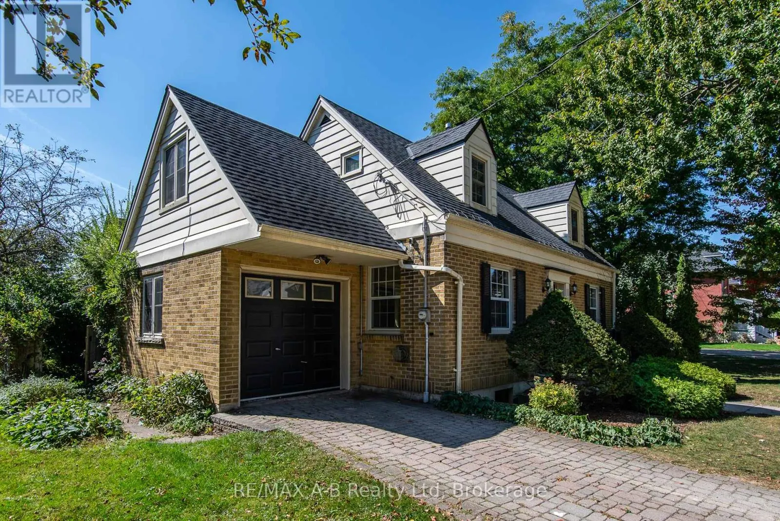 109 AVON STREET