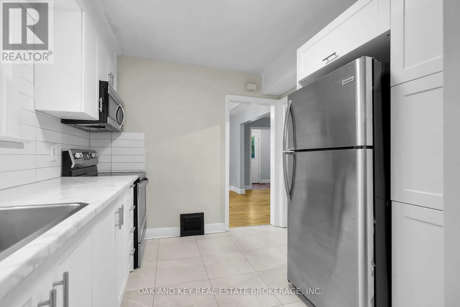 114 LYMAN STREET