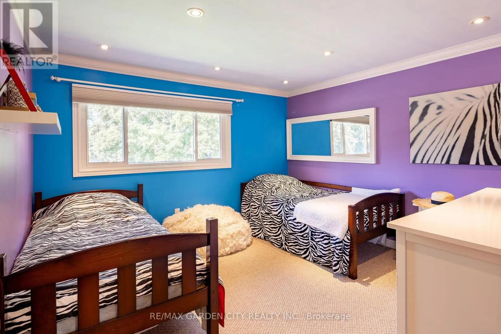 26 CABOT DRIVE