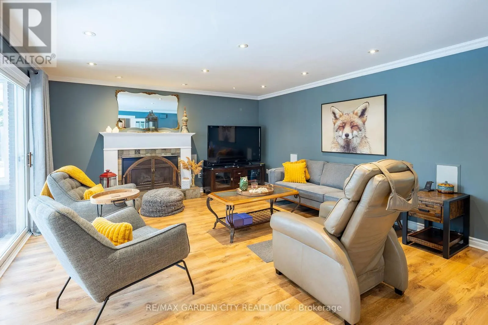 26 CABOT DRIVE