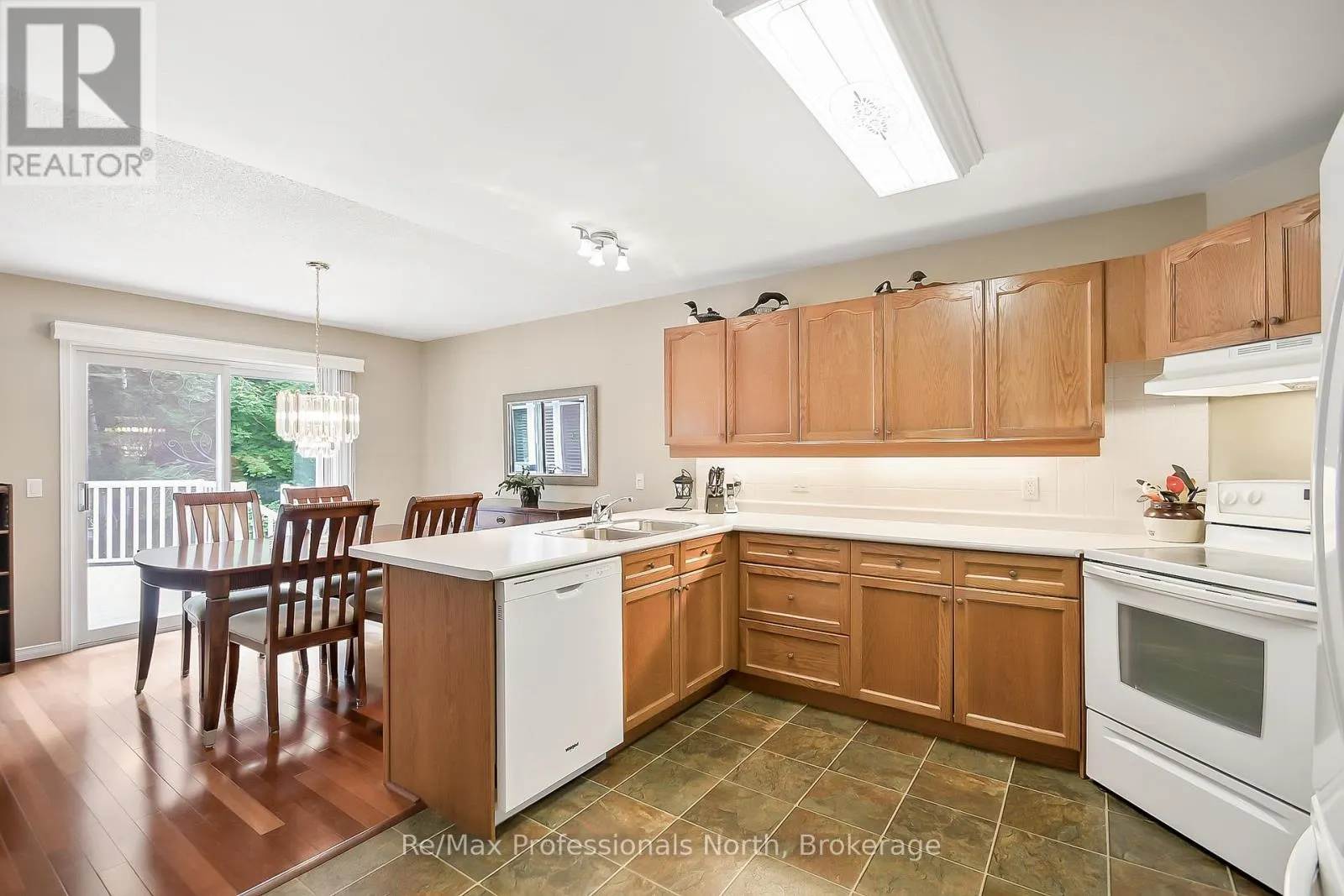 15 PINERIDGE GATE