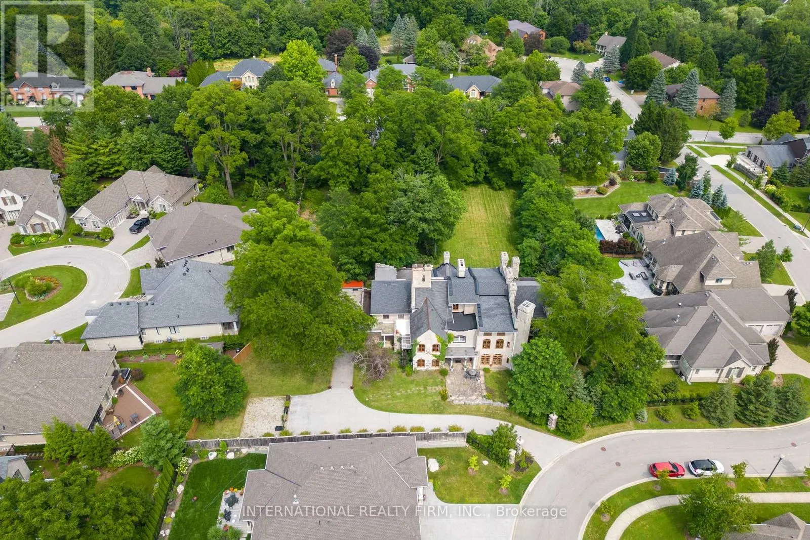 255 DELACOURT ROAD
