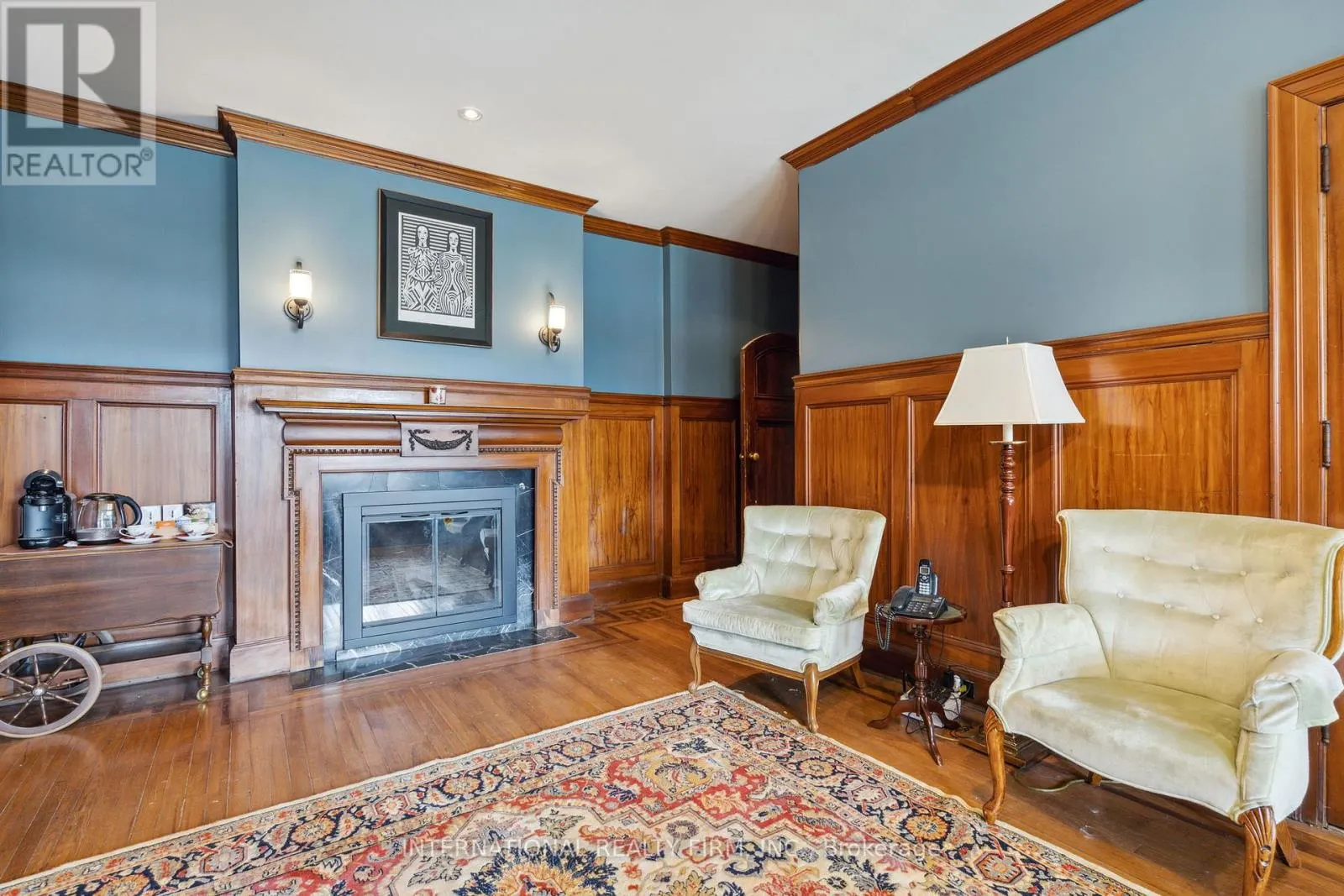 255 DELACOURT ROAD