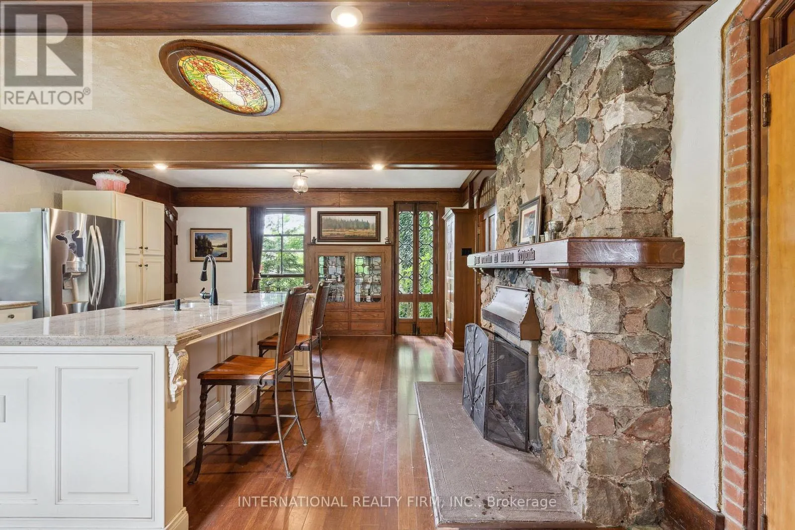 255 DELACOURT ROAD