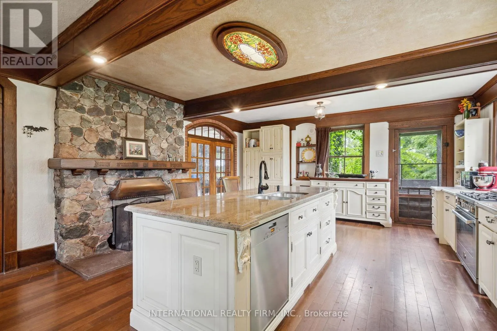 255 DELACOURT ROAD