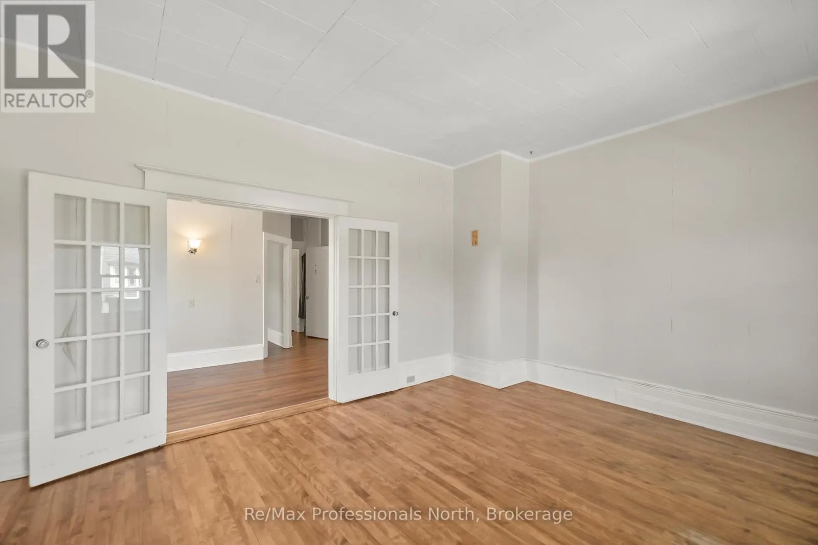 171 MUSKOKA ROAD S