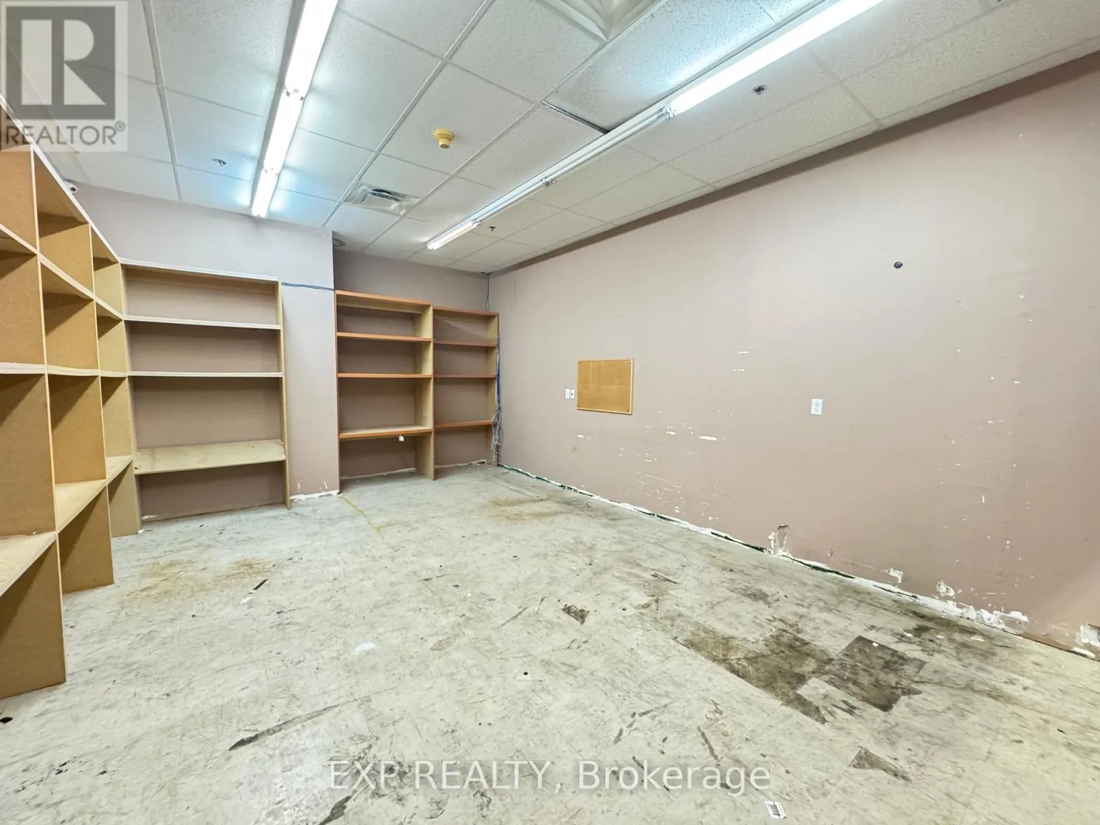 2 - 301 OXFORD STREET W, #2