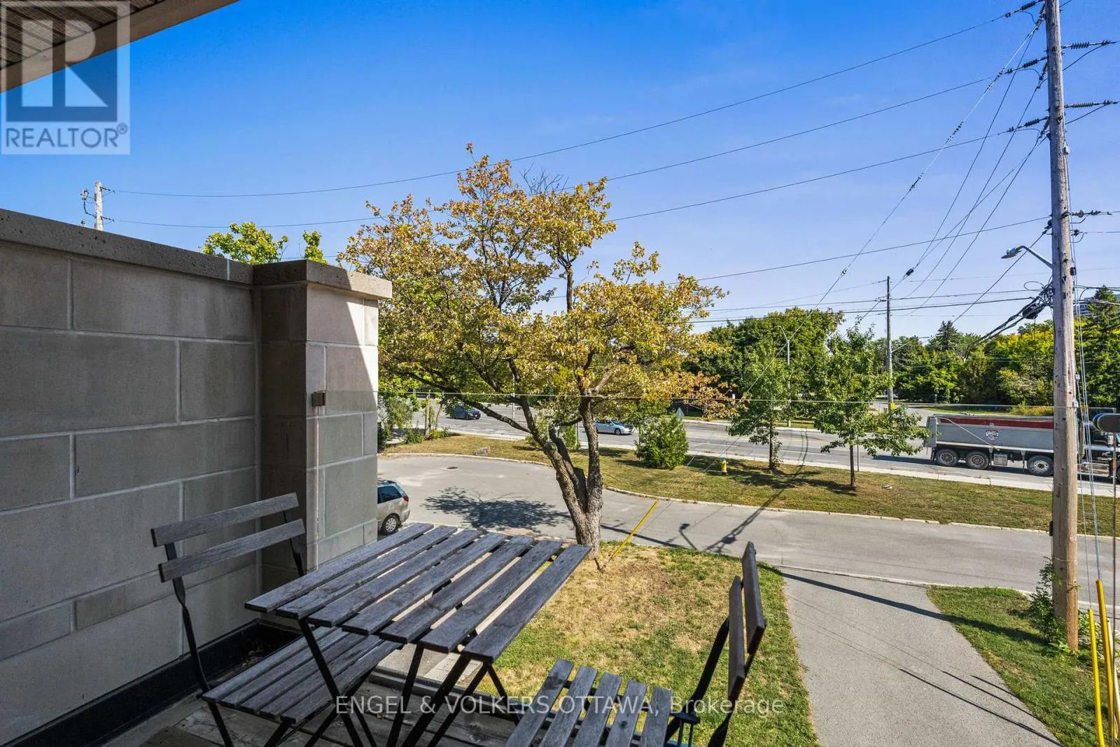 1212 PRINCE OF WALES DRIVE